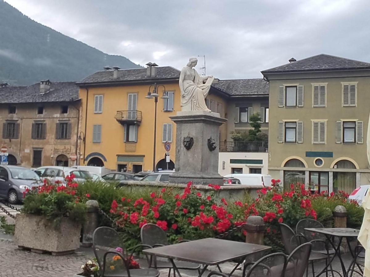 Tirano Express Luxury Apartments Esterno foto