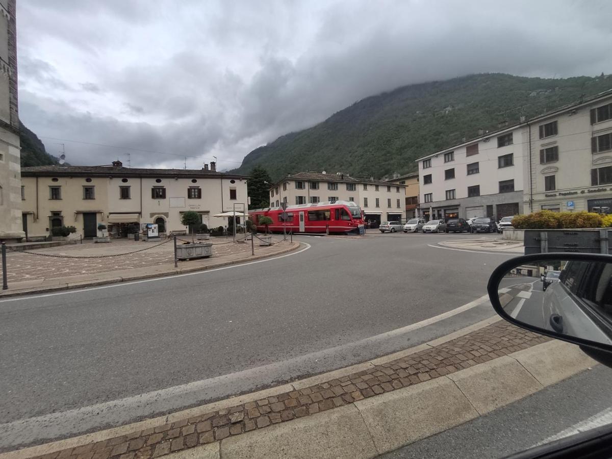 Tirano Express Luxury Apartments Esterno foto